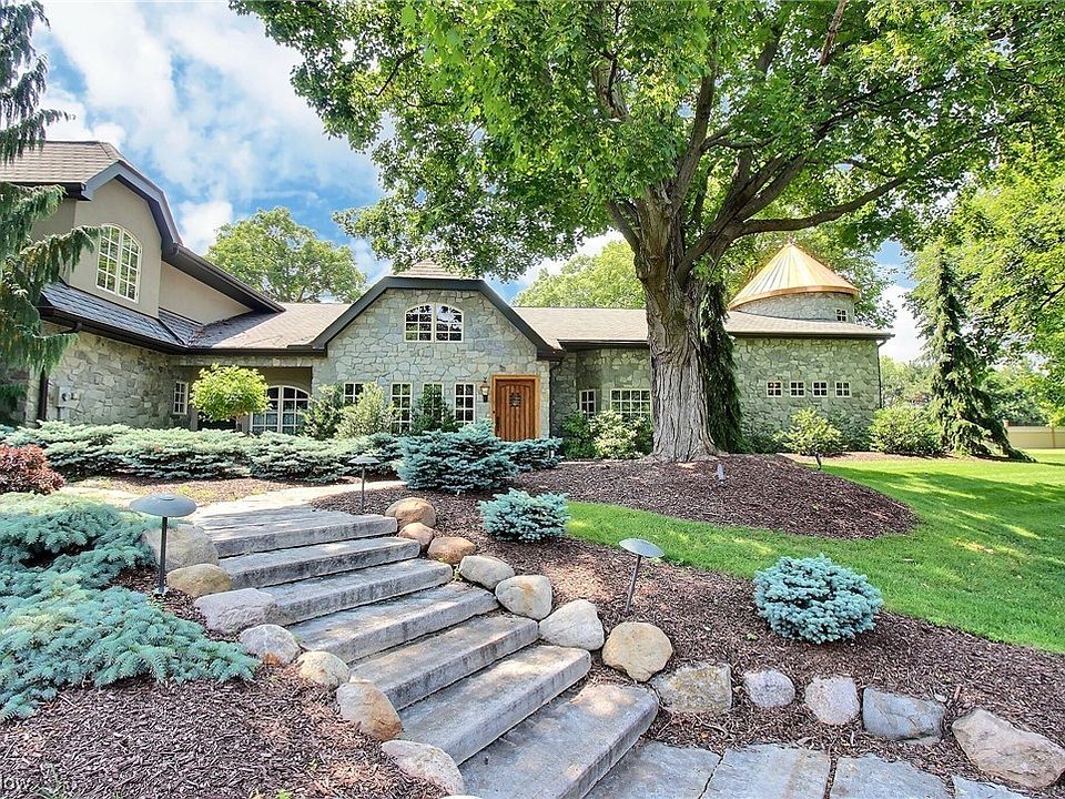 250 Lake Cove Ct, Bratenahl, OH 44108 Zillow