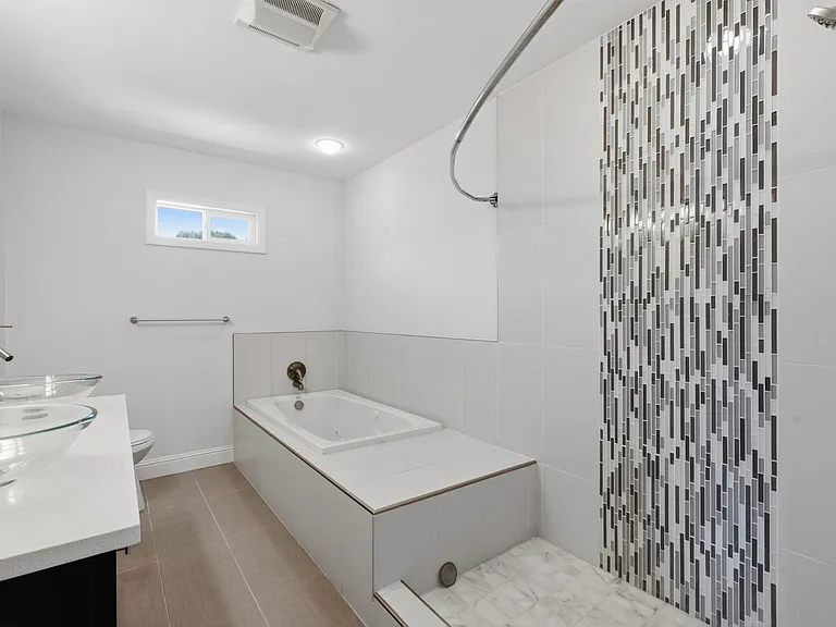 222 Indio Dr — Photo 21