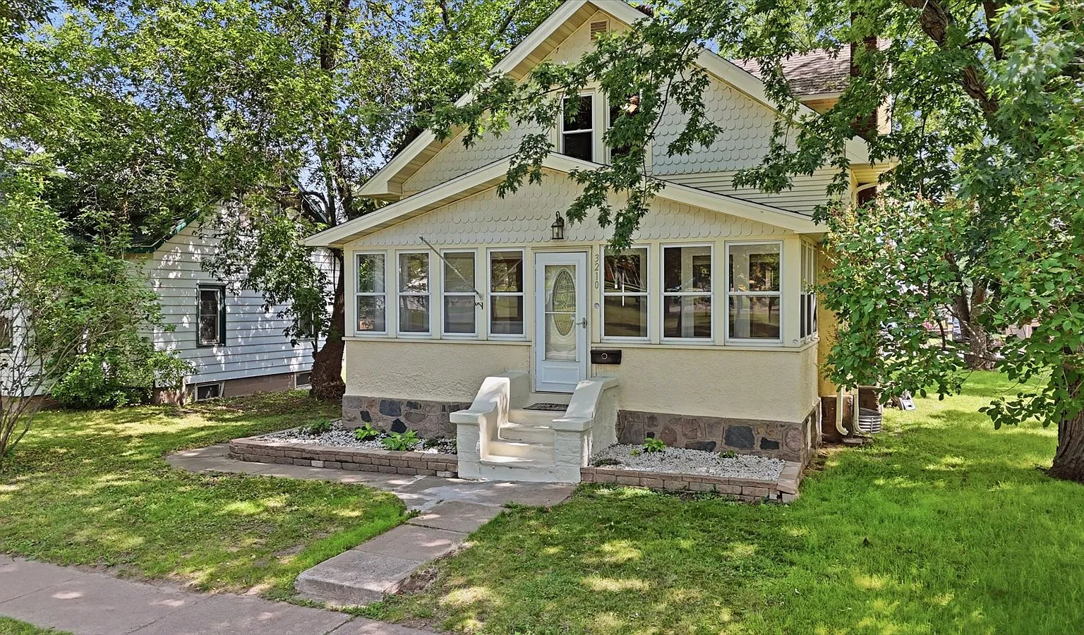 3210 2nd Avenue West - 1 — Photo 1