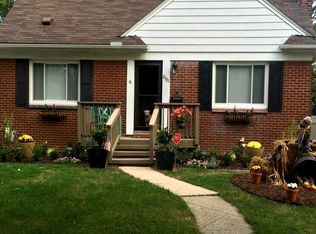 2191 Manchester Rd, Birmingham, MI 48009