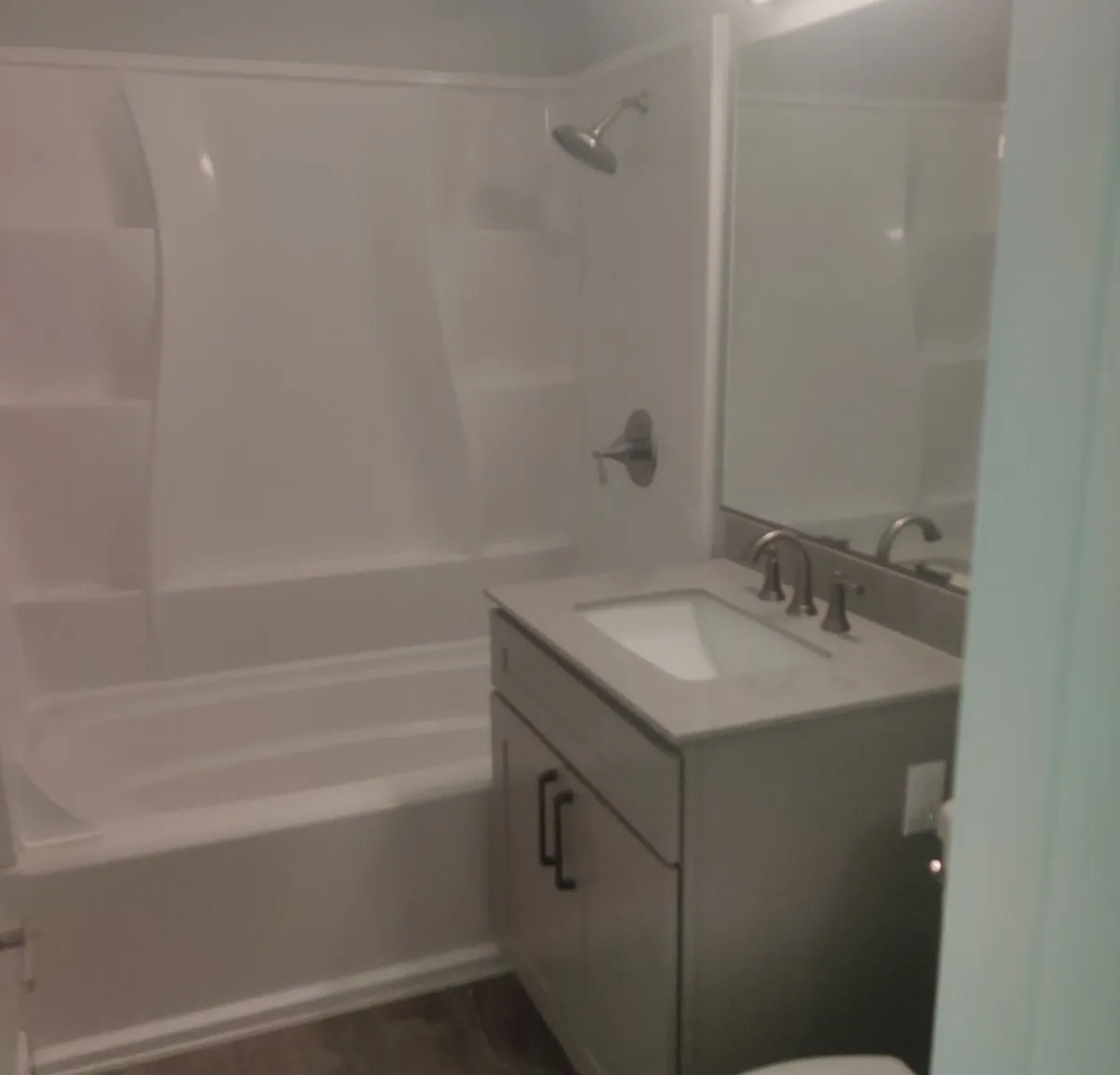 3 bed, 1244 sqft, $950 — Photo 2