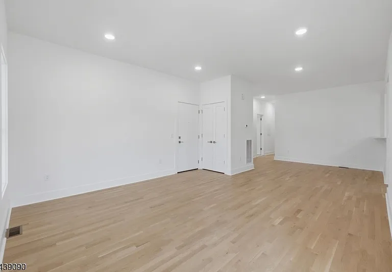 116 Valley St #1 — Photo 9
