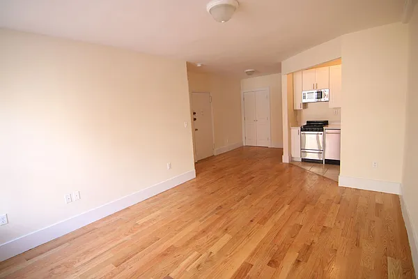 Rented by Guidance Realty Corp. | media 22