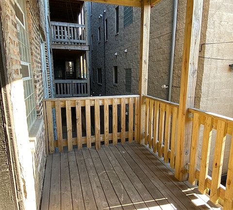 5th image of 5316 N Winthrop Ave #1E