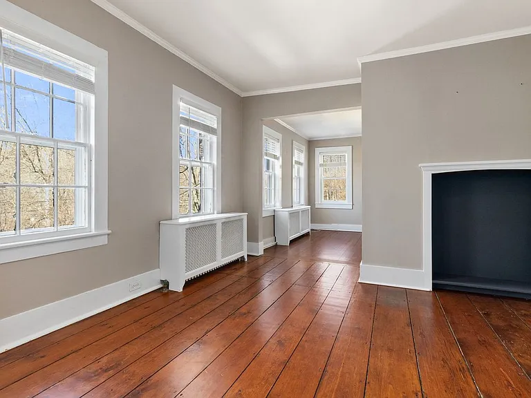 145 Lyons Plain Rd — Photo 27