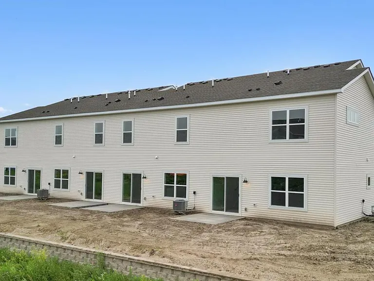 13644 Busch Ln — Photo 17
