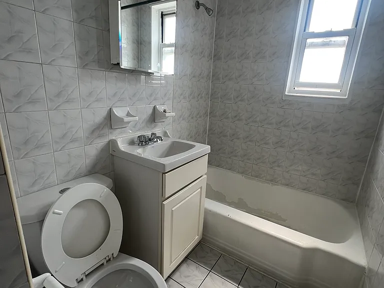 67-32 182nd St #2B — Photo 2