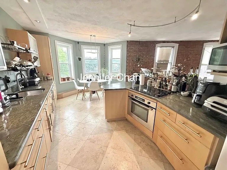 210 Chestnut Hill Ave #5 — Photo 2