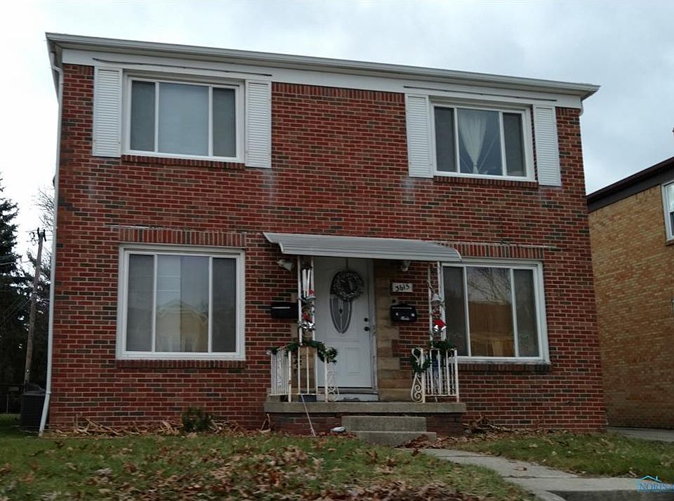 2nd image of 3615 Douglas Rd