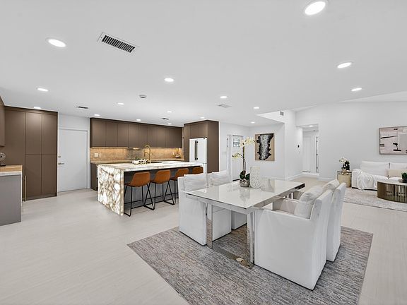 4th image of 3088 NW 26th Avenue