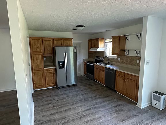 5th image of 1488 Kingswood Way
