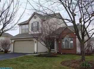 5093 Perrywinkle Ct, Groveport, OH 43125