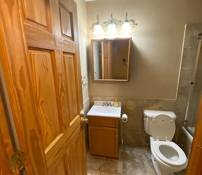 1194 Cove Dr — Photo 8