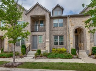 570 Cobblestone Ln, Irving, TX 75039