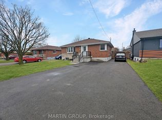 172 Fernwood Cres #Basement, Hamilton, ON L8T 3L4