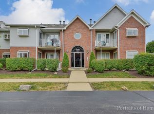 1210 Chalet Rd APT 102, Naperville, IL 60563
