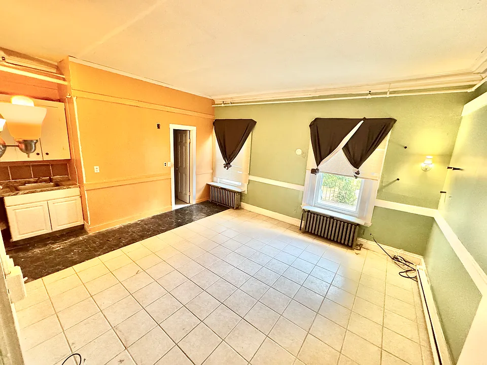 35 Chestnut Hill Ave #3A