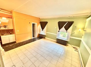 35 Chestnut Hill Ave APT 3A, Boston, MA 02135