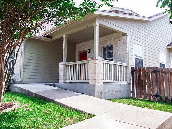 3rd image of 5719 Sendero Hills Pkwy