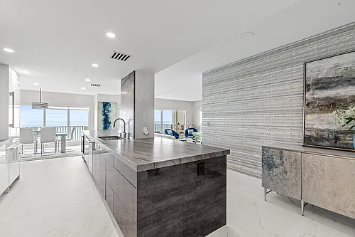 4301 N Ocean Blvd #1706 Photo 1