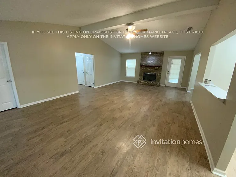 9713 Peabody Dr N — Photo 6