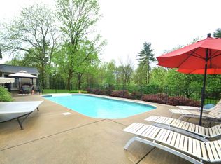 211 Anita Dr, Pickerington, OH 43147