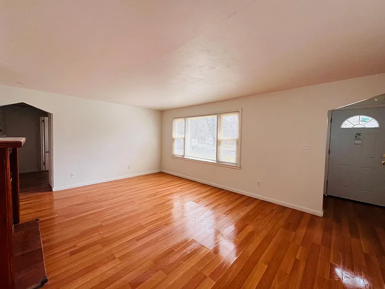 91 Green Manor Rd — Photo 5