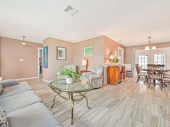5th image of 3414 SE 11th Pl