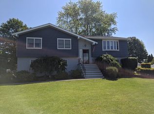 222 Changebridge Rd, Montville, NJ 07045