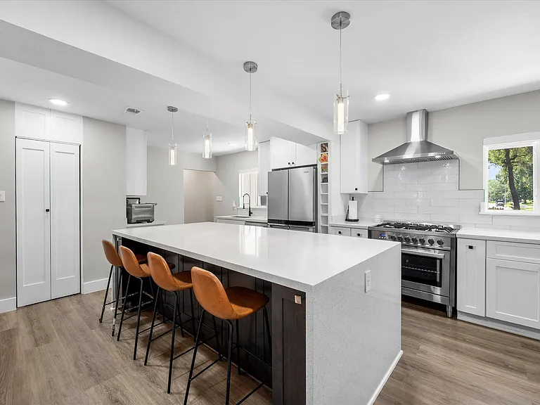 8202 Argentina St — Photo 18