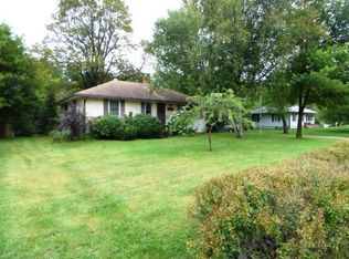 3870 E County Line Rd, Saint Paul, MN 55110