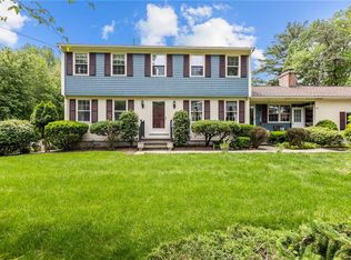 4 Tall Pines Dr, Barrington, RI 02806