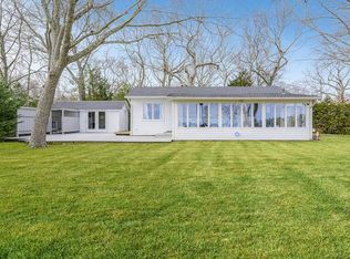 48 Peconic Trl, Flanders, NY 11901