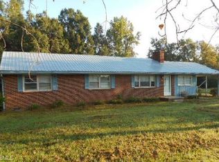 1033 Wiley Lewis Rd, Greensboro, NC 27406