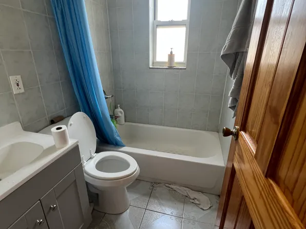 994 Remsen Avenue image 11 of 14