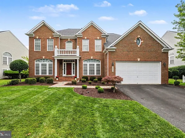 1942 Powells Landing Cir, Woodbridge, VA 22191