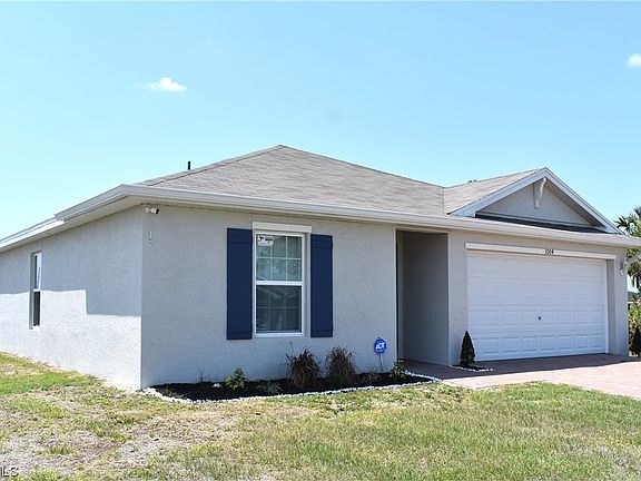 2nd image of 1004 NE 40th St