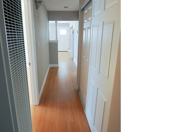 4th image of 458 La Baree Dr