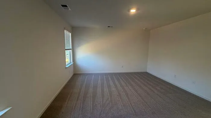 105 Elijah St — Photo 16