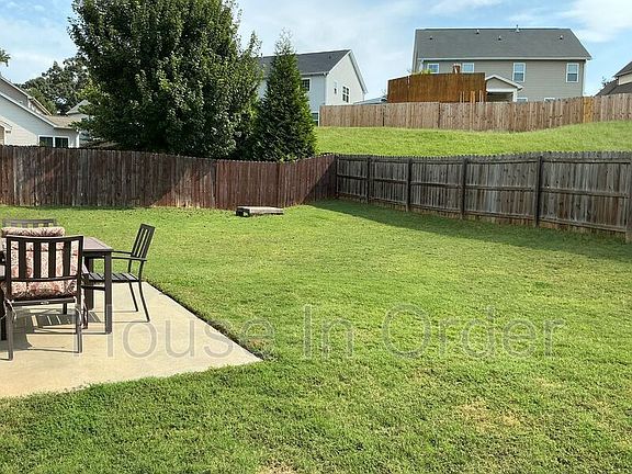 3rd image of 363 Faulkner Dr