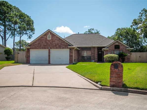 1208 Parkwest St, Texas City, TX 77591