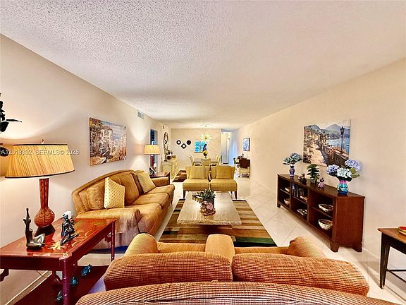 5th image of 2301 Lucaya Ln APT O1