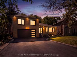 27 Christine Cres, Toronto, ON M2R 1A4