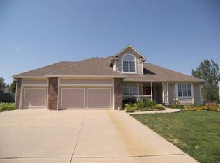 4436 SW Hillside Dr, Lees Summit, MO 64082