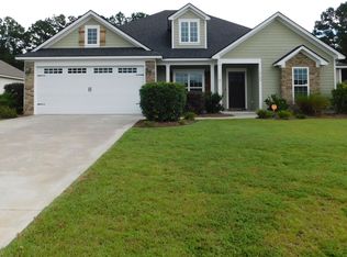 5106 Carlton Ridge Cir, Hahira, GA 31632