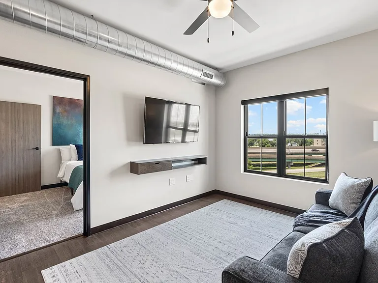 151 Lofts — Photo 54