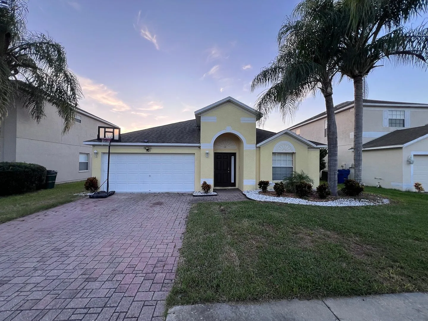 Spacious 3BR House in New Port Richey — Photo 1