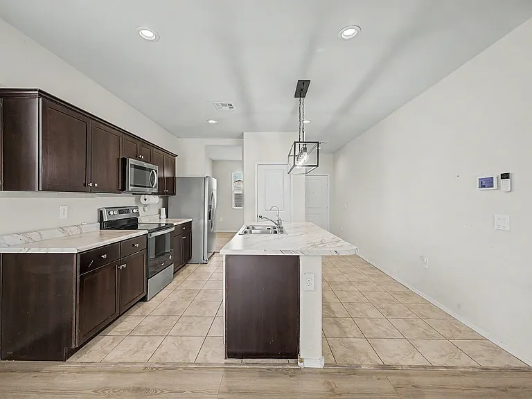 24654 N Corn St — Photo 13