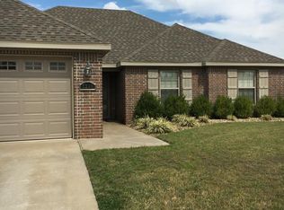 7396 Brooklyn Ave, Springdale, AR 72762