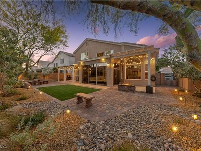 5823 Falling Stream Ave, Las Vegas, NV, 89131